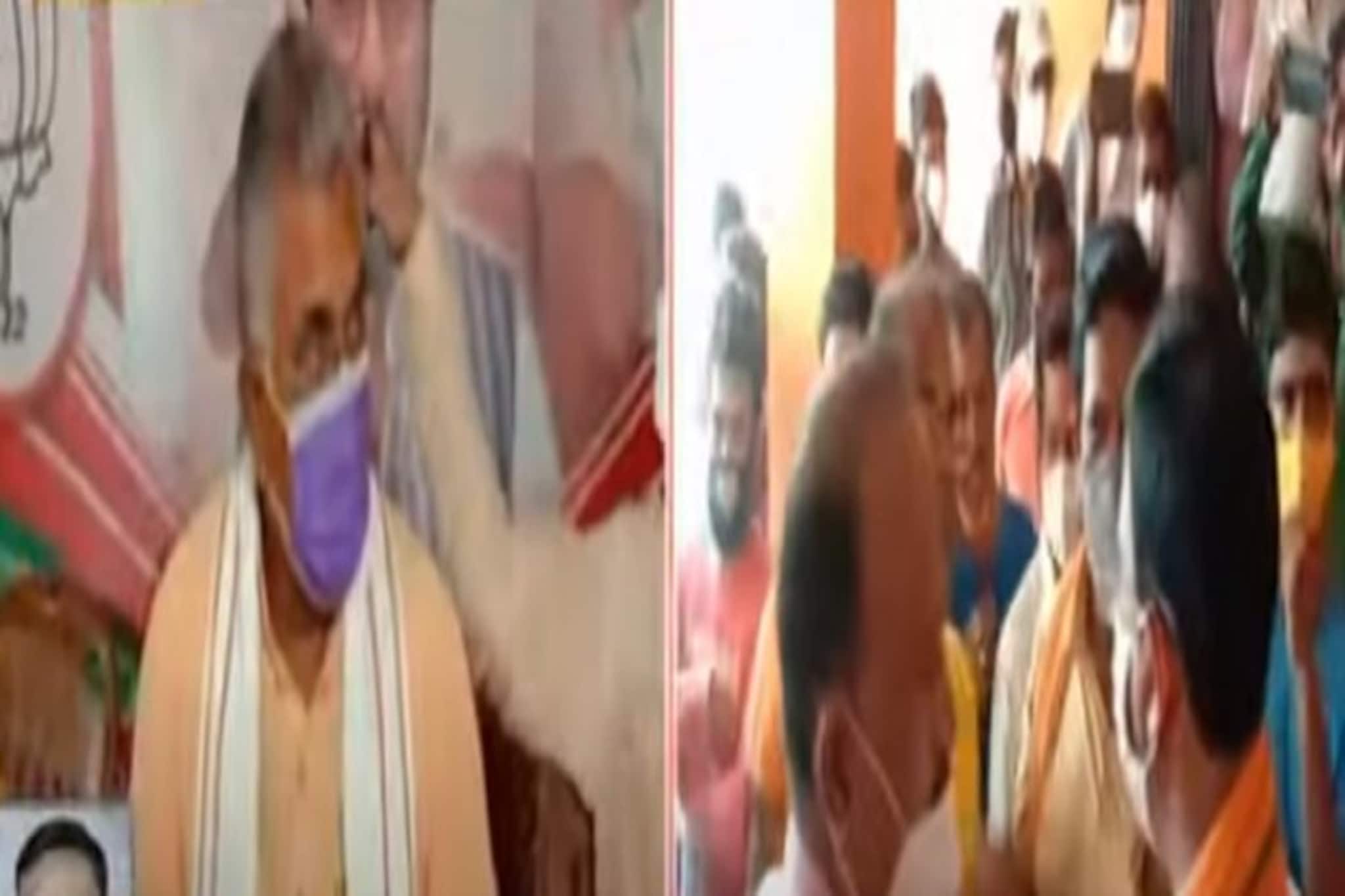 ফের দলেই বিক্ষোভের মুখে দিলীপ ঘোষ! দেখুন সেই ভিডিও...