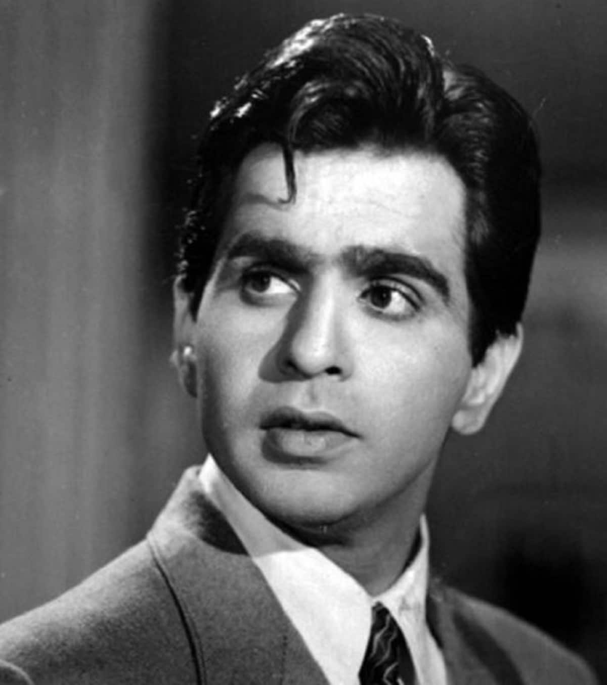 •গত বছর তাঁর দুই ভাইয়ের মৃত্যু হয়৷ আসলম খান (Aslam Khan) এবং ইশান খান (Ishaan Khan)করোনা আক্রান্ত হয়ে মারা যান৷ •গত বছর তাঁর দুই ভাইয়ের মৃত্যু হয়৷ আসলম খান (Aslam Khan) এবং ইশান খান (Ishaan Khan)করোনা আক্রান্ত হয়ে মারা যান৷