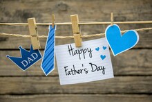 Father's Day 2021: এই বিশেষ উপহারগুলির মাধ্যমে দিনটি হোক আরও একটু স্পেশ্যাল
