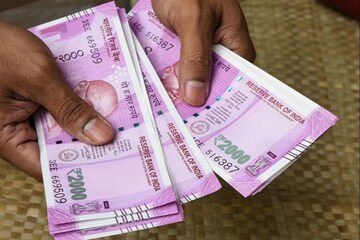 সুপার ডুপার অফার! ATM-এ যত খুশি লেনদেন বাড়তি চার্জ ছাড়াই, বার্ষিক ২০ হাজার