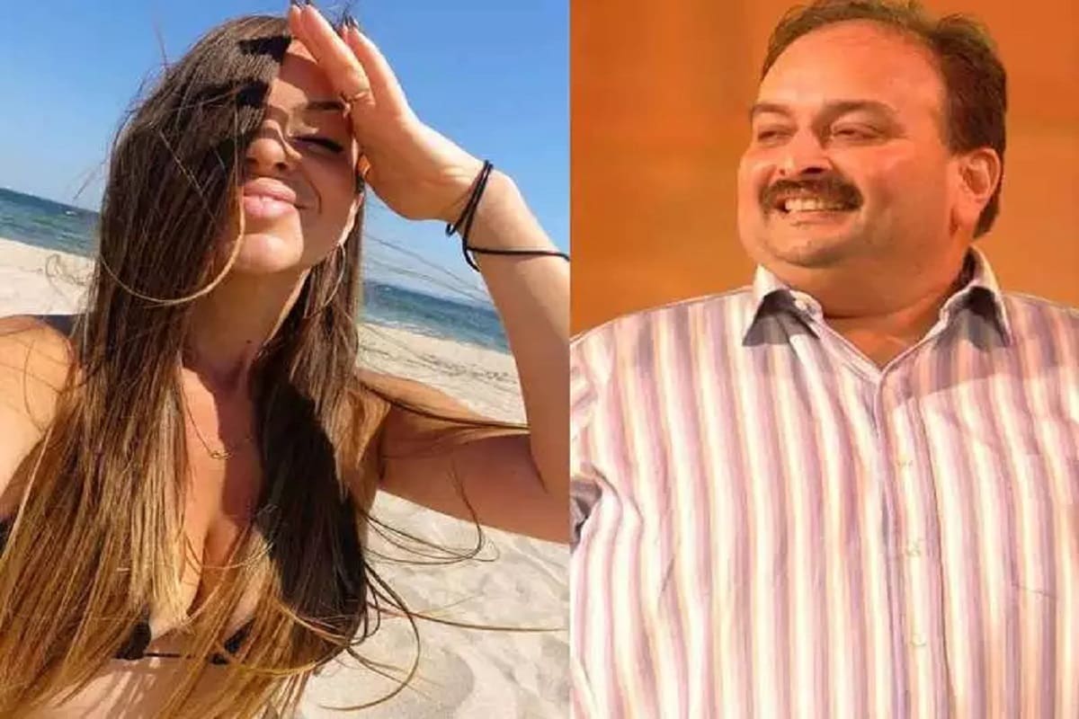জানা গিয়েছে, বারবারা জারাবিকা আসলে মেহুল চোকসির বান্ধবী। এই বারবারা জারাবিকার সঙ্গে অ্যান্টিগা থেকে ডমিনিকা গিয়ে গ্রেফতার হতে হয়েছে চোকসিকে। ফলে চোকসির গ্রেফতারির পিছনে তাঁর বান্ধবীর হাত রয়েছে কি না তা নিয়ে জল্পনা ছড়িয়েছে। জানা গিয়েছে, বারবারা জারাবিকা আসলে মেহুল চোকসির বান্ধবী। এই বারবারা জারাবিকার সঙ্গে অ্যান্টিগা থেকে ডমিনিকা গিয়ে গ্রেফতার হতে হয়েছে চোকসিকে। ফলে চোকসির গ্রেফতারির পিছনে তাঁর বান্ধবীর হাত রয়েছে কি না তা নিয়ে জল্পনা ছড়িয়েছে।