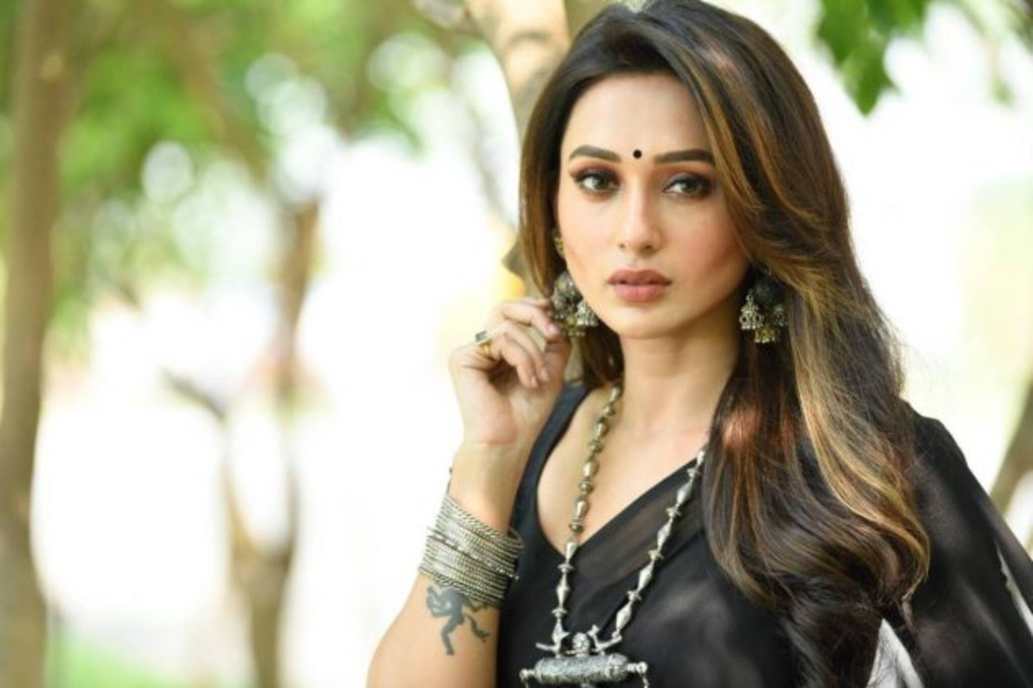 Mimi Chakraborty : 'আমি সুস্থ আছি, প্যানিক করবেন না!' ভিডিও বার্তায় আস্বস্ত করলেন সাংসদ মিমি চক্রবর্তী
