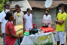 নিউজ ১৮ বাংলার খবর জের,  অসহায় পরিবারের পাশে স্বেচ্ছাসেবী সংগঠন...
