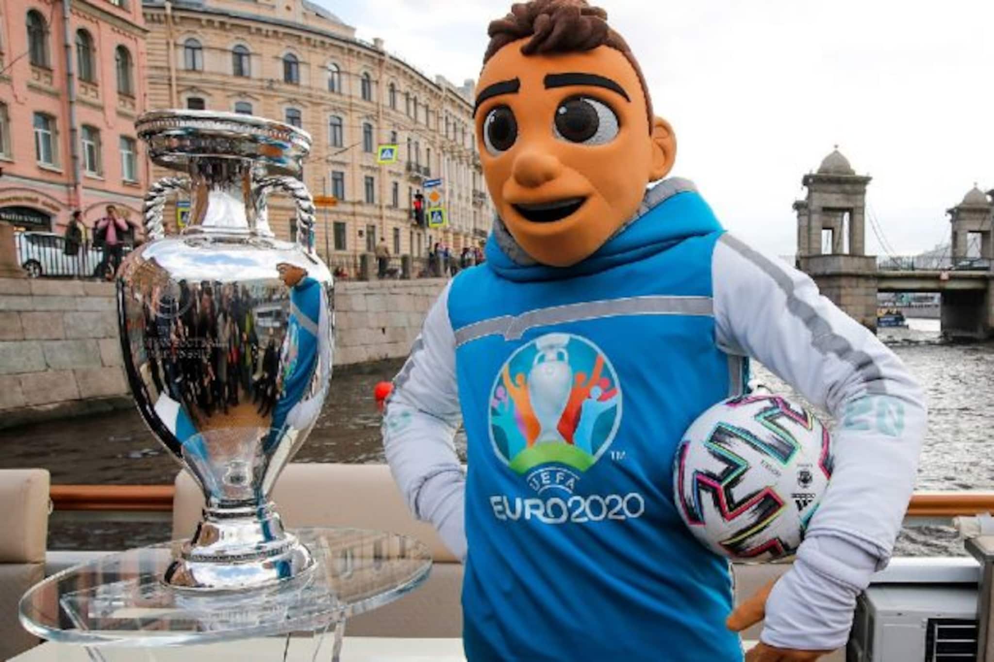 Euro 2020 Updates: কারও মুখে মাস্ক নেই! এমন ভয়ডরহীন শহরেই ইউরো কাপের ম্যাচ