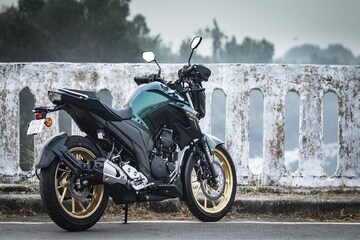 Yamaha Bike: দেশে প্রচুর দাম কমল ইয়ামাহা বাইকের, দেখে নিন কোন মডেলে কত কমল
