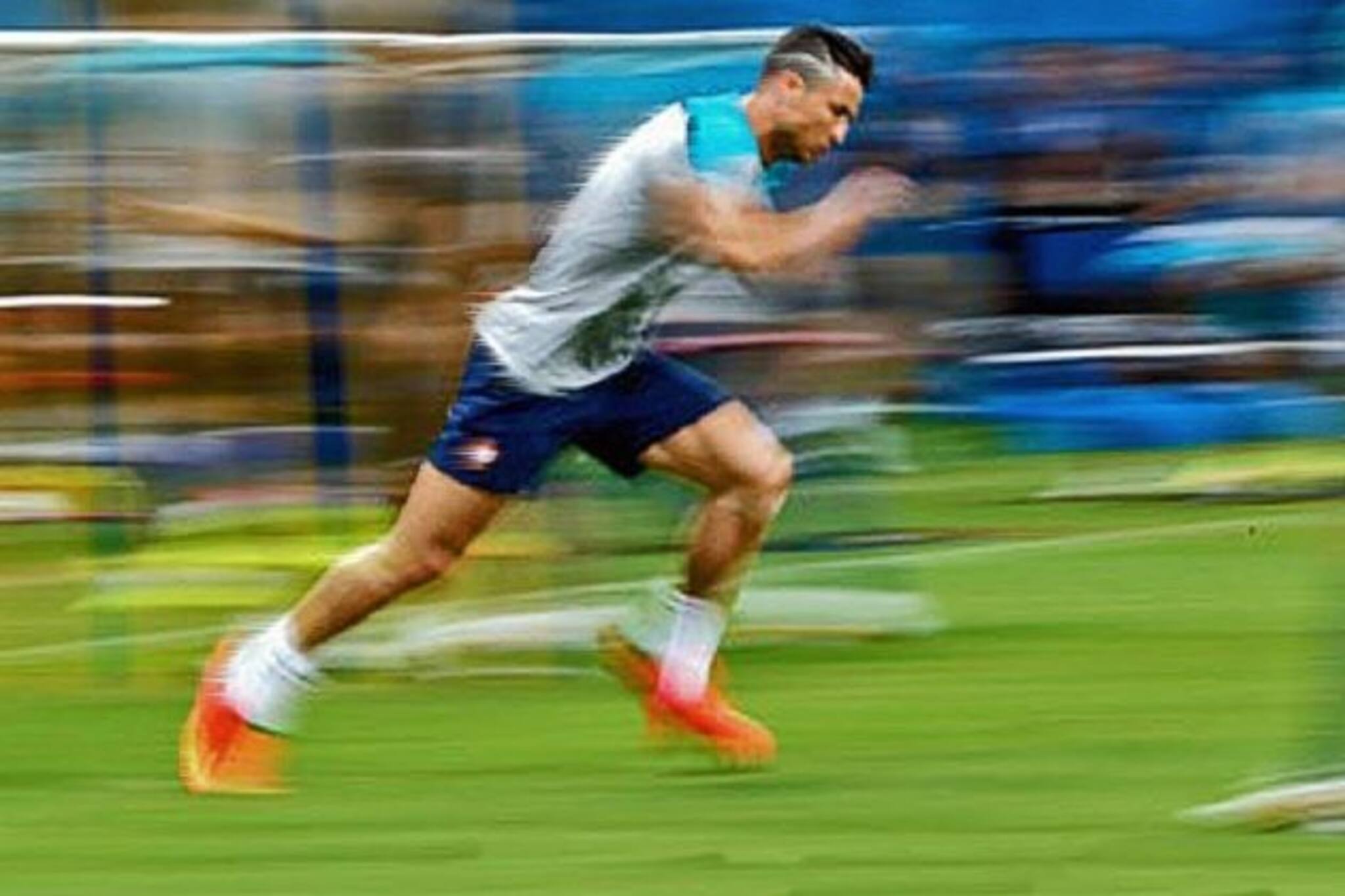 Cristiano Ronaldo: বক্স টু বক্স ১০ সেকেন্ডে! রোনাল্ডোর বয়স ৩৬, কেউ বলবে! দেখুন ভিডিও