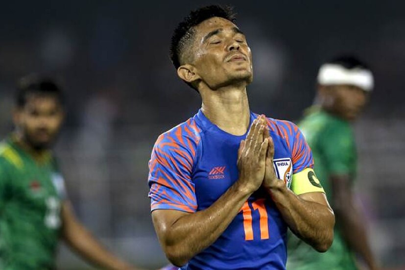 ক্রিকেট হোক বা ফুটবল, ভারত-বাংলাদেশ লড়াই মানেই আলাদা উত্তেজনা। ক্রিকেট ও ফুটবল, দুই ক্ষেত্রেই ভারতের দিকে সাফল্যের পাল্লা ভারি। তবে বাংলাদেশ কিন্তু বরাবর ভারতের কাছে কঠিন প্রতিপক্ষ। তবে পরিসংখ্যান বলছে, সুনীল ছেত্রী থাকলে বাংলাদেশ জিততে পারে না।