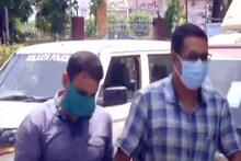 ভ্যাকসিনের বদলে জল? নাকি অন্য কিছু!ভুয়ো আইএএসের টিকা ক্যাম্পে ঠিক কী দেওয়া হয়েছে