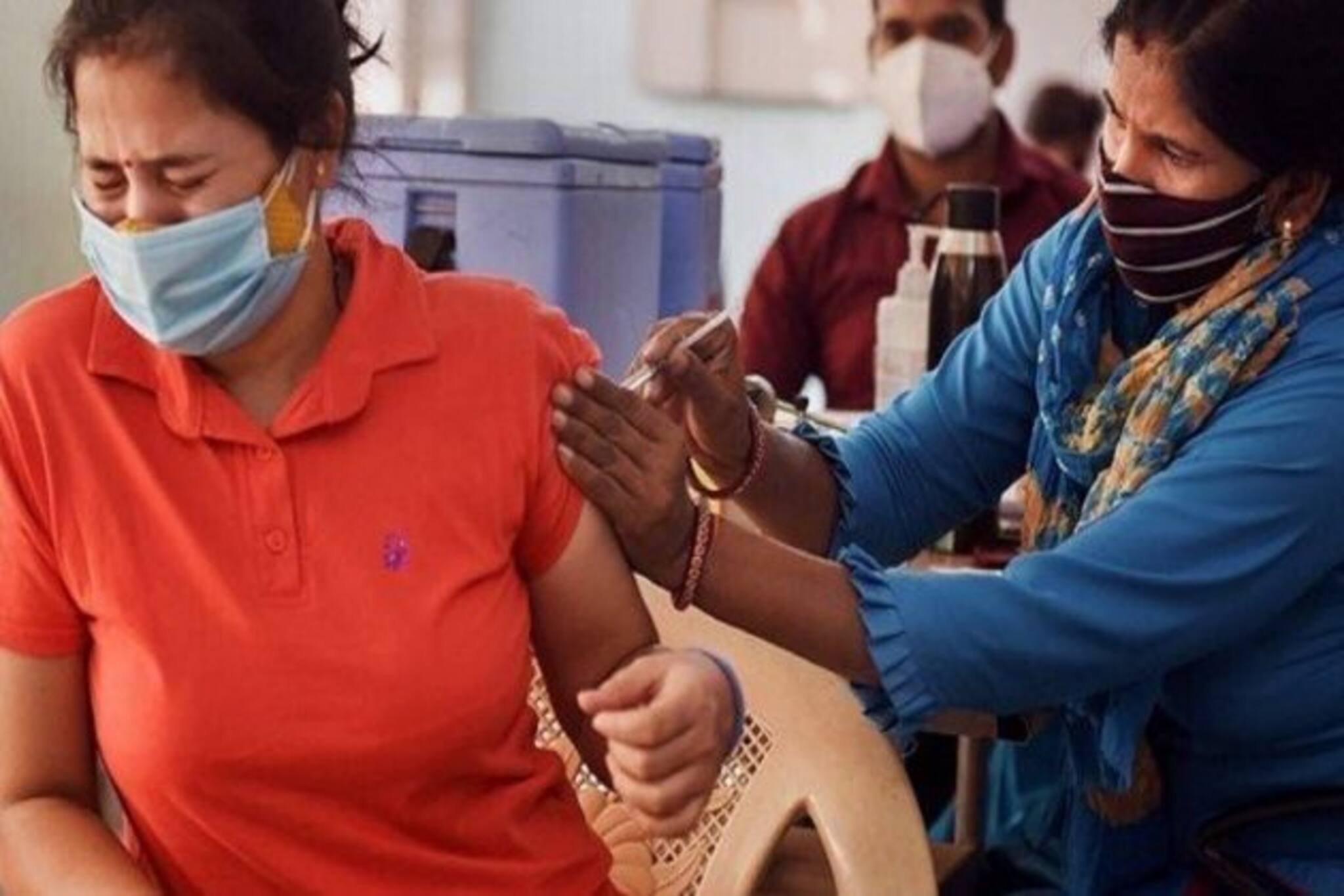 Coronavirus Vaccination: করোনার ভ্যাকসিন নিলে কি প্রজনন ক্ষমতা কমে যায়? জবাব দিল স্বাস্থ্য মন্ত্রক