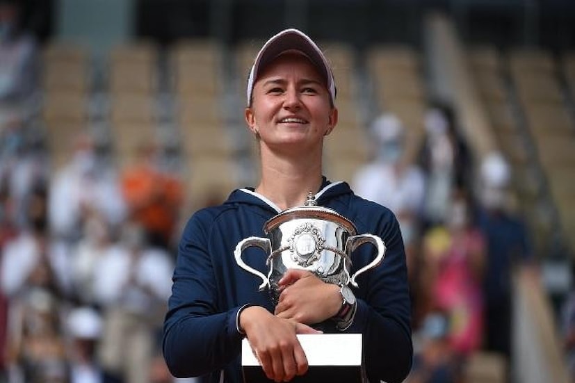 মেয়েদের সিঙ্গলসে অ্যানাস্তাসিয়া পাভলিউচেঙ্কোভাকে ৬-১, ২-৬, ৬-৪ গেমে হারালেন বারবরা। 