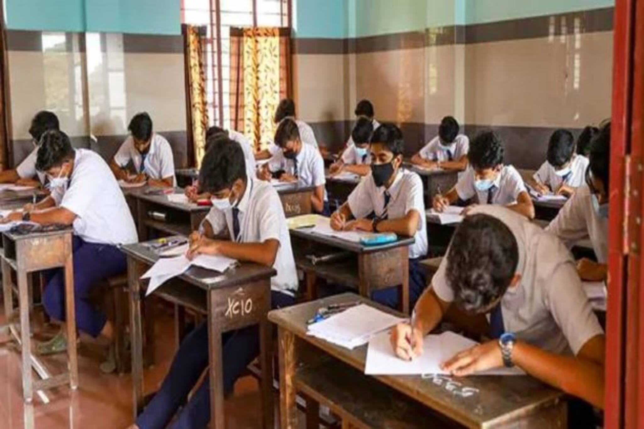 Madhyamik-HS Exam 2021: মাধ্যমিক-উচ্চমাধ্যমিক চান? কালকের মধ্যে অভিভাবক-পরীক্ষার্থীরা 'এখানে' জানান মতামত...