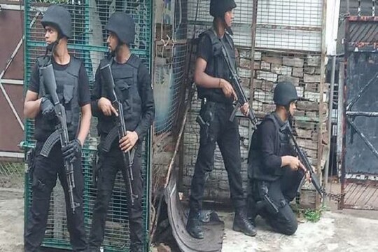 লখনউয়ে বড়সড় সাফল্য পুলিশের, আত্মঘাতী বিস্ফোরণের ছক ছিল আল কায়দা জঙ্গিদের!