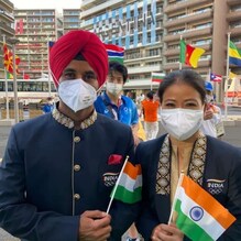 Tokyo Olympics Opening Ceremony: দেখার মতো পোশাক, হাতে তেরঙ্গা, অলিম্পিকে দেশের প্রতিনিধি মেরি কম Tokyo Olympics Opening Ceremony: দেখার মতো পোশাক, হাতে তেরঙ্গা, অলিম্পিকে দেশের প্রতিনিধি মেরি কম