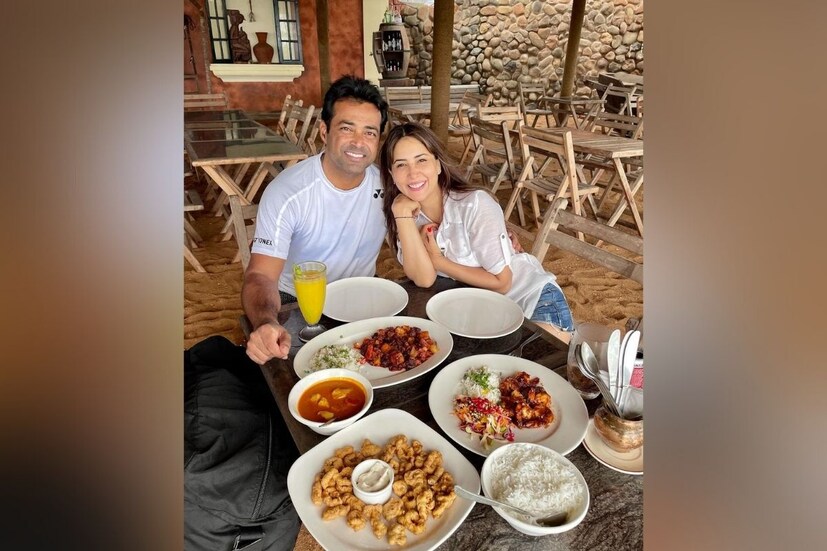 ২০১৯ সালে কিম শর্মা, অভিনেতা হর্ষবর্ধন রানের (Harshvardhan Rane ) সঙ্গে সম্পর্কে ছিলেন বলে সূত্রের খবর। সেই বছরই তাঁদের ব্রেক আপও হয় বলে জানা গিয়েছে। এরপরই লিয়েন্ডারের সঙ্গে অভিনেত্রী কিম শর্মা সম্পর্ক নিয়ে গুঞ্জন শুরু হয়।
