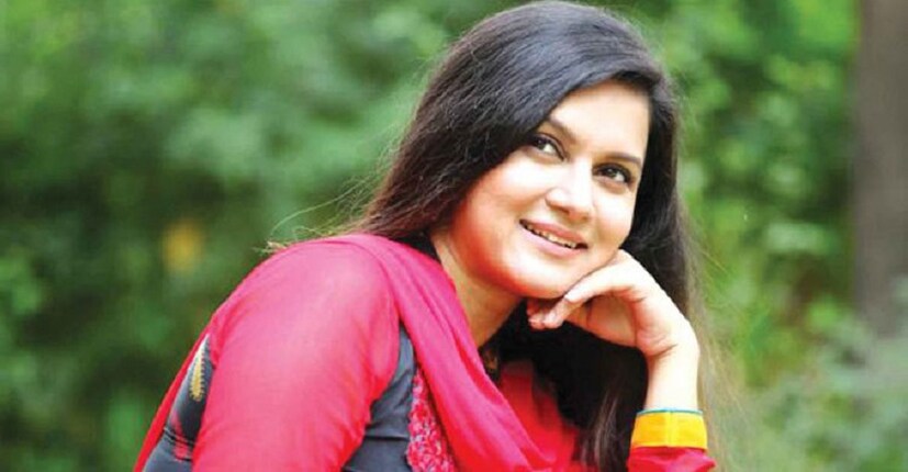 মিথিলা নাকি অভিনয় করতে চলেছেন পরিচালক রাজর্ষি দের ছবিতে। photo source collected