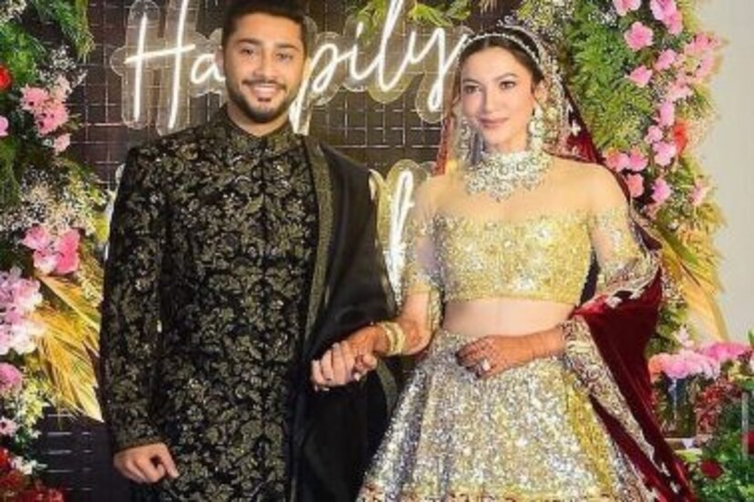 ২০২০ সালের নভেম্বরে এনগেজমেন্ট করেছিলেন গওহর খান ও জায়েদ দরবার। এর পর ২৫ ডিসেম্বর বিয়ে করেন তাঁরা। 