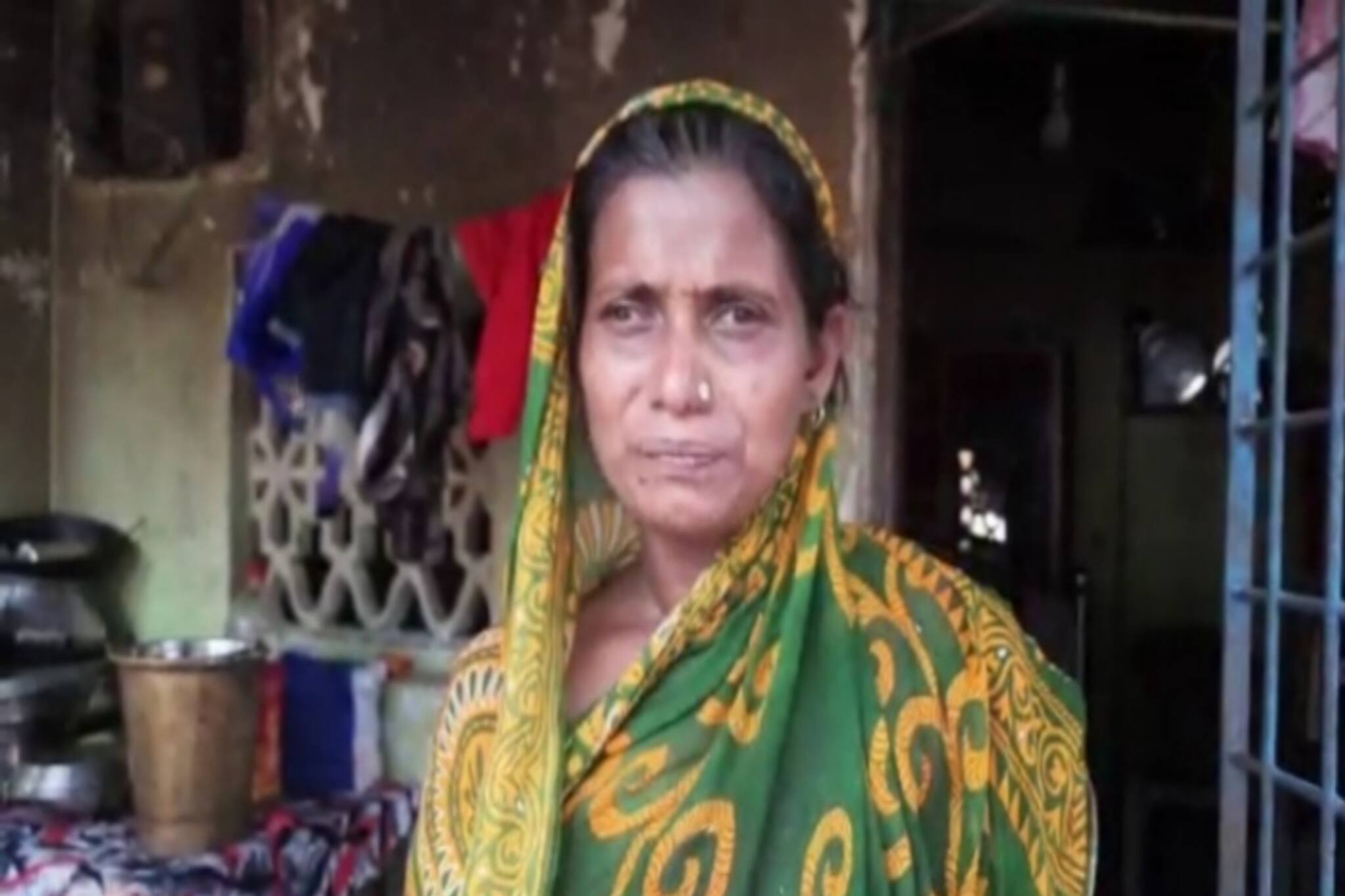 সোনারপুরে ঋণের দায়ে, ভিডিও কল করে স্ত্রীকে দেখিয়ে আত্মহত্যা যুবকের