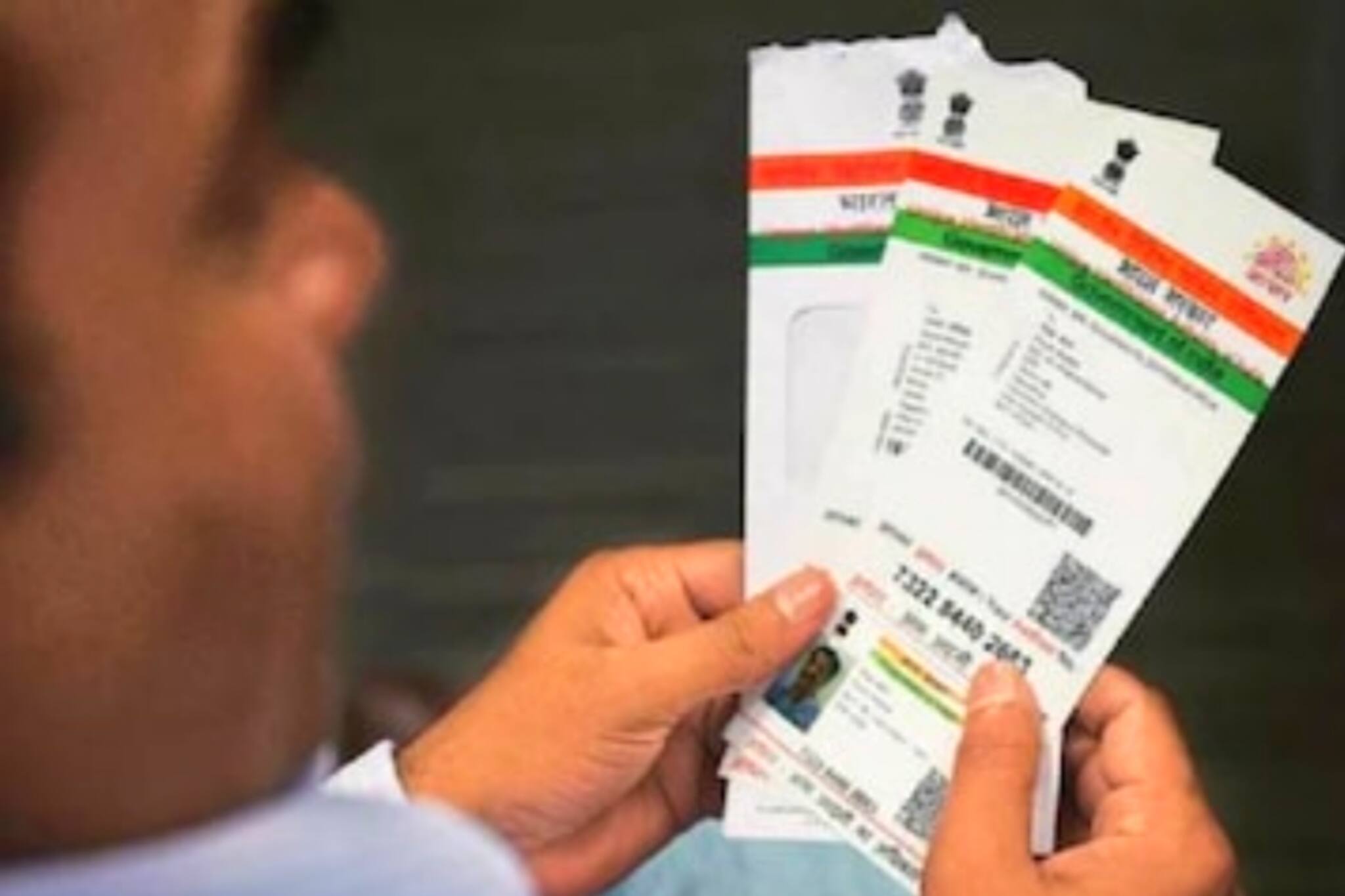 আধার কার্ড নিয়ে চোখে আঁধার ভাঙড়বাসীর