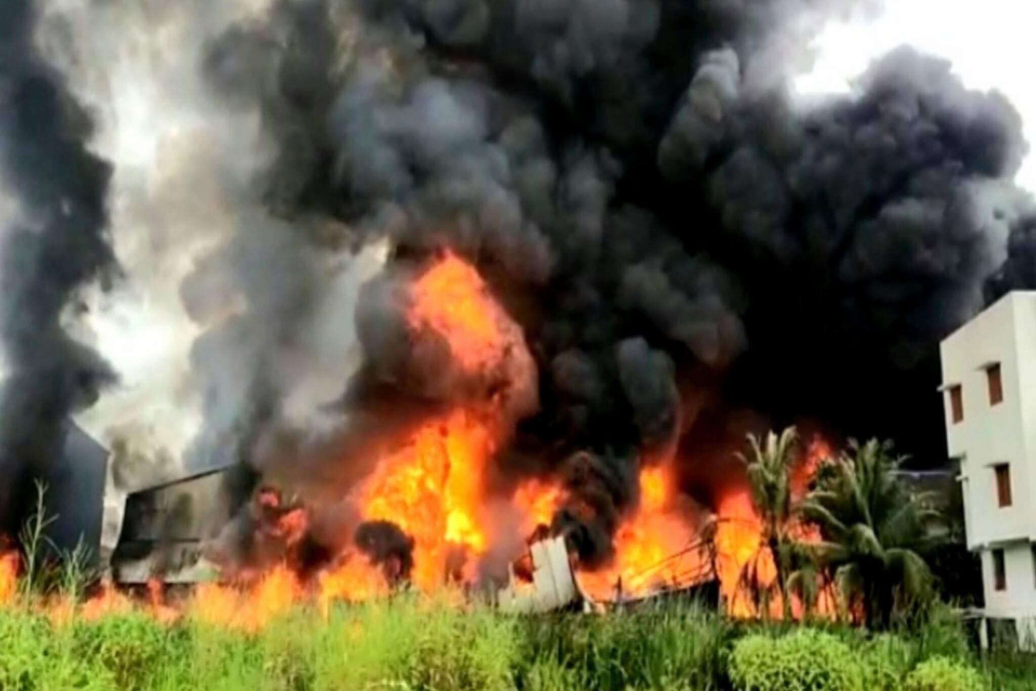 আজ সারাদিন দক্ষিণ ২৪ পরগণার সব খবর...