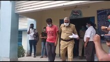 লোনের মাধ্যমে গাড়ি কিনে দেওয়ার নাম করে প্রতারণায় অভিযুক্ত দুই ব্যক্তি গ্রেফতা লোনের মাধ্যমে গাড়ি কিনে দেওয়ার নাম করে প্রতারণায় অভিযুক্ত দুই ব্যক্তি গ্রেফতা