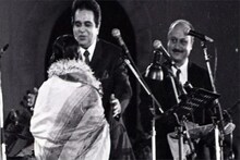 দিলীপ কুমারের সামনে কে দাঁড়িয়ে রয়েছেন? ছবি দিয়ে চ্যালেঞ্জ অনুপম খেরের!