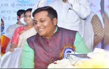 ৬ বছরে প্রায় তিন কোটি টাকা সরিয়েছে দেবাঞ্জন, বাড়িতে মিলল বিএসএফ-এর ইউনিফর্ম