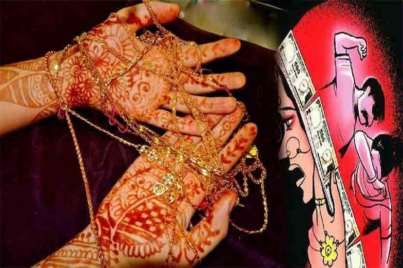 এই ঘটনায় ইতিমধ্যেই কুলতলী থানায় খুনের অভিযোগ দায়ের করেছেন তিনি। অভিযুক্তদের কড়া শাস্তির দাবি জানিয়েছেন। ঘটনার পর থেকেই পলাতক মৃতার স্বামী মিজানুর লসকর ও তার পরিবারের লোকজন। 