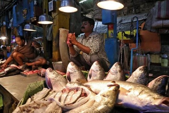 এবার পুরোপুরি খুলছে দোকান বাজার।