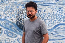 শুধু অভিনয়ের ধরনেই নয়, রাহুলের নটজীবনের সূত্রপাতেও জড়িয়ে ‘পোস্টমাস্টার