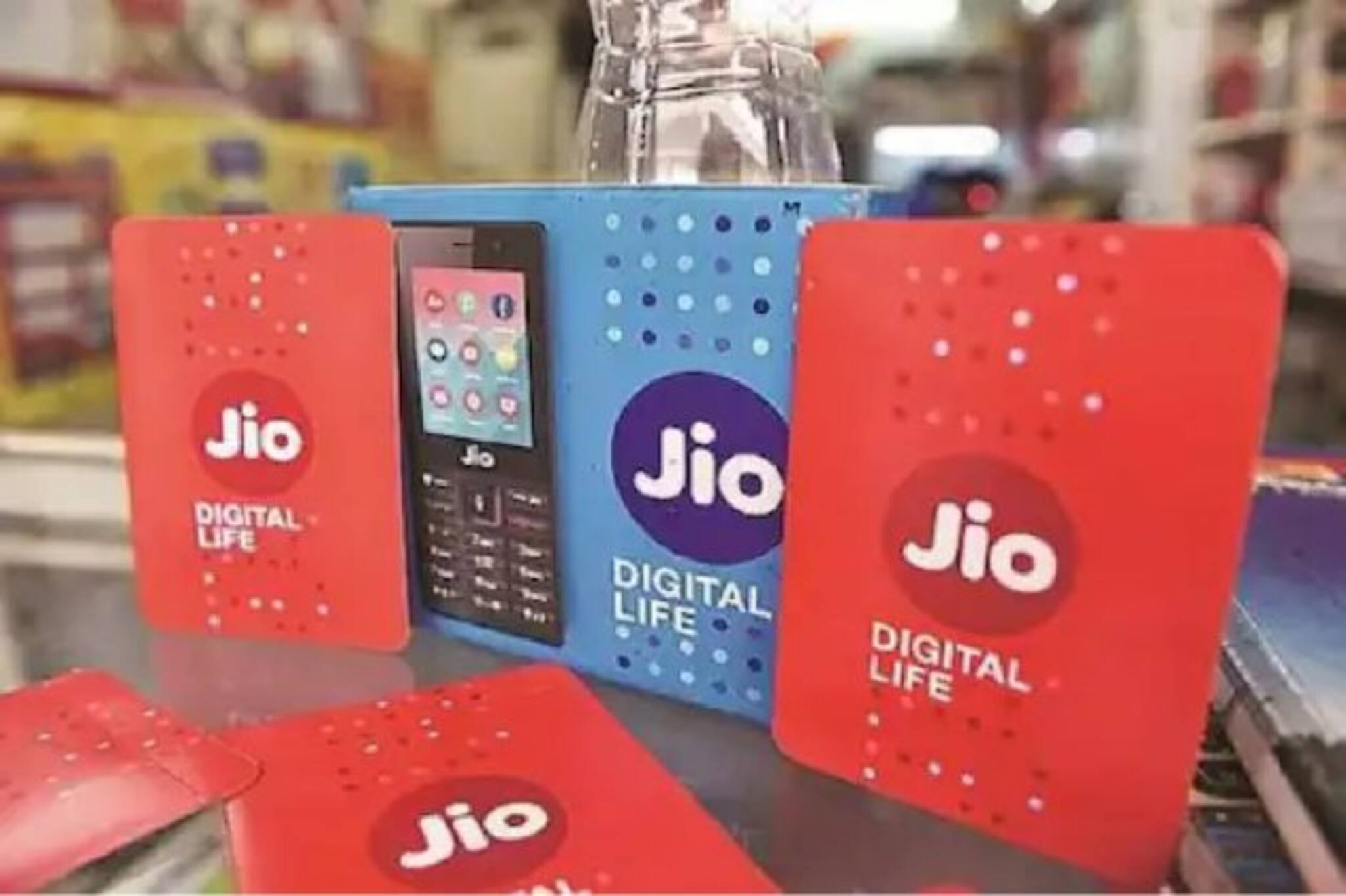 Jio ম্যাজিক! শুধুমাত্র এপ্রিলেই বাংলায় সাড়ে চার লাখ জিও সাবস্ক্রাইবার!