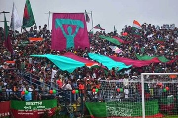 খালি পায়ে ব্রিটিশ বধের ১১০ বছর, করোনা, বৃষ্টির মাঝেও অম্লান মোহনবাগান দিবস খালি পায়ে ব্রিটিশ বধের ১১০ বছর, করোনা, বৃষ্টির মাঝেও অম্লান মোহনবাগান দিবস