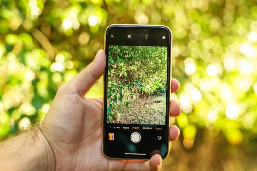 HDFC কার্ড ব্যবহার করে iPhone 12 Mini কিনলে ইনস্ট্যান্ট ৬ হাজার টাকা ছাড় পাবেন। ইজি ইএমআই-তে কিনলেও একই টাকা ছাড়া পাওয়া যাবে।