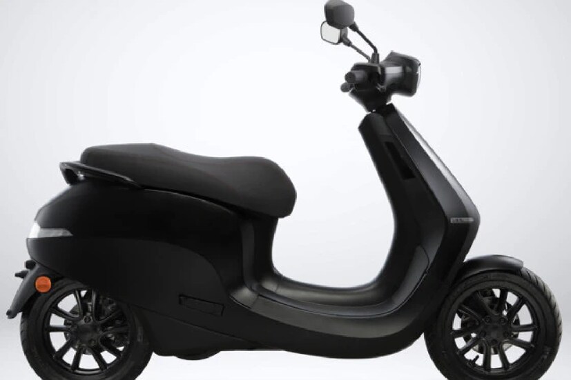 Ola Electric ভারতে প্রথম ইলেকট্রিক স্কুটারের বুকিং শুরু করল। মাত্র ৪৯৯ টাকা দিয়ে বুক করলেই বাড়ি গাড়ি নিয়ে যেতে পারবেন। 