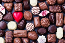 World Chocolate Day: জানেন কেন চকোলেট দেখলে আপনি লোভ সামলাতে পারেন না? World Chocolate Day: জানেন কেন চকোলেট দেখলে আপনি লোভ সামলাতে পারেন না?