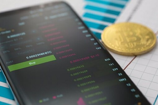 keeping crypto on exchange vs wallet