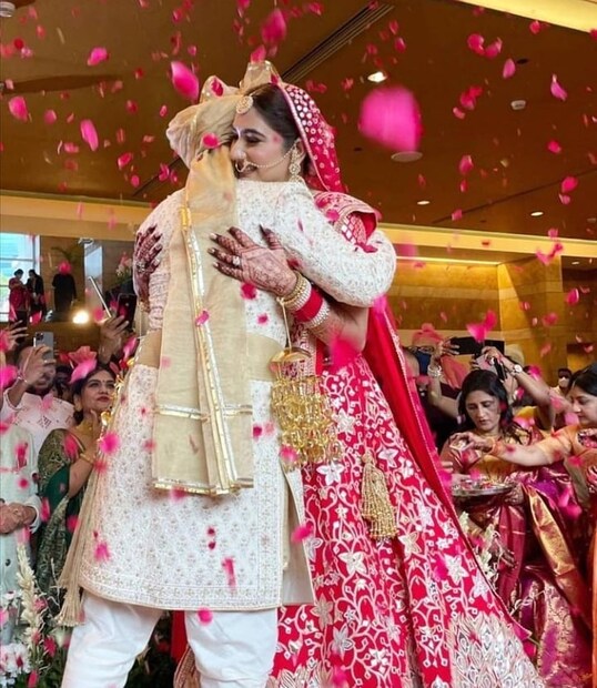 *গত সপ্তাহে মঙ্গলবারই বিয়ের দিন ঘোষণা করেন এই জুটি। আর তার পর নিজেদের বিয়ের অনুষ্ঠানের প্রস্তুতি শুরু করে দেন। ছবিঃ ইনস্টাগ্রাম। 