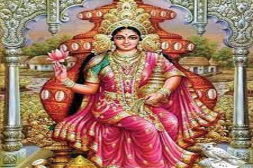 প্রতিদিন সন্ধেয় মায়ের পাঁচালি পড়লে মা বিশেষ সন্তুষ্ট হন ৷ ভক্তি ও শ্রদ্ধার সঙ্গে মায়ের উপাসনা করলে জীবন খুশিতে ভরে ওঠে ৷ সংগৃহীত ছবি ৷