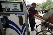 Kolkata Petrol Price: শহর কলকাতায় ‘সেঞ্চুরি’ থেকে ১২ পয়সা দূরে পেট্রোলের দাম!