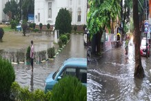 বিধানসভা থেকে বৈষ্ণবঘাটা, অঝোর বৃষ্টিতে ফের জল থৈথৈ তিলোত্তমা! দেখুন... বিধানসভা থেকে বৈষ্ণবঘাটা, অঝোর বৃষ্টিতে ফের জল থৈথৈ তিলোত্তমা! দেখুন...