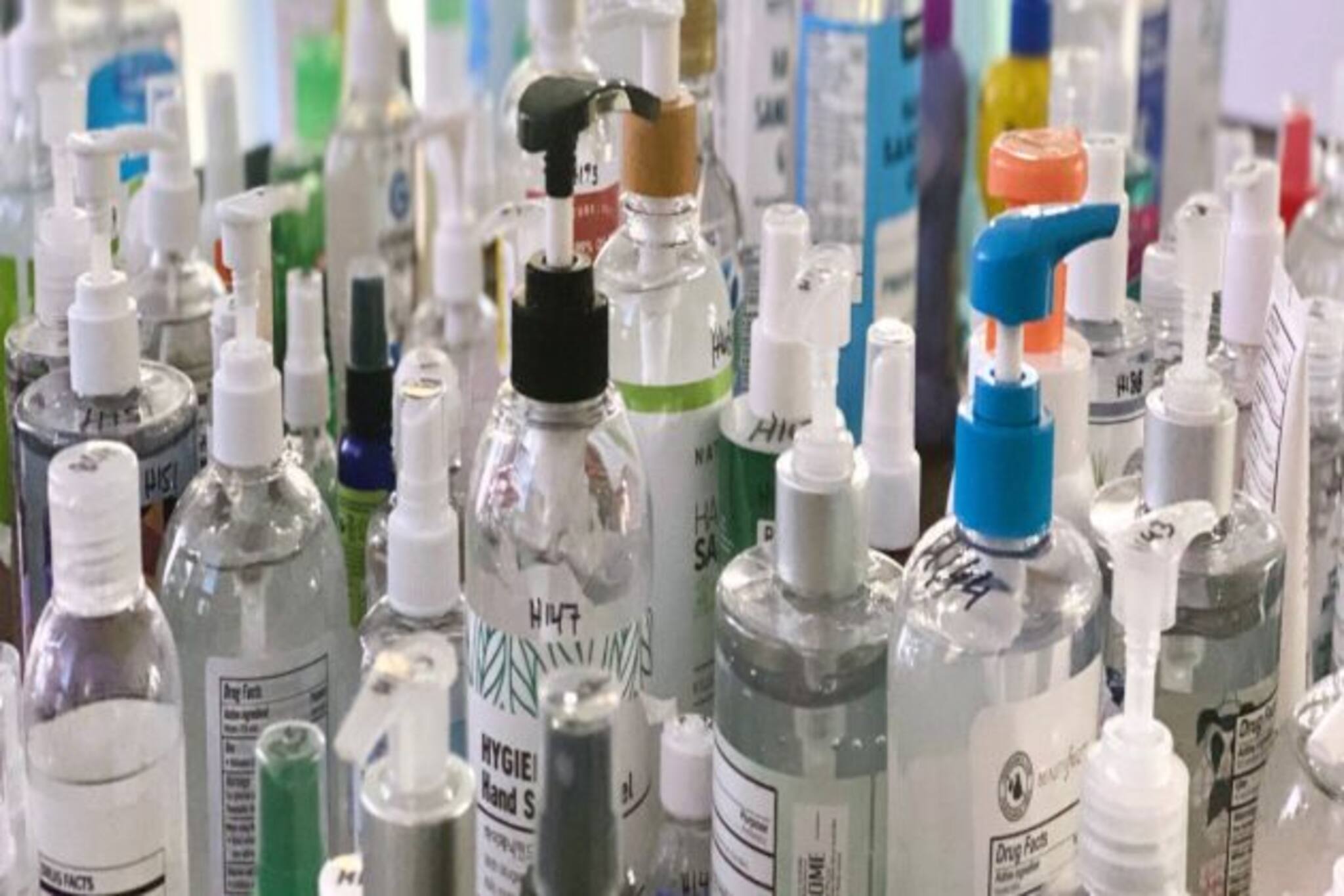 Fake Sanitizer : সাবধান! বাজারে ভরপুর বিকোচ্ছে নকল স্যানিটাইজার, গ্রেফতার ৪