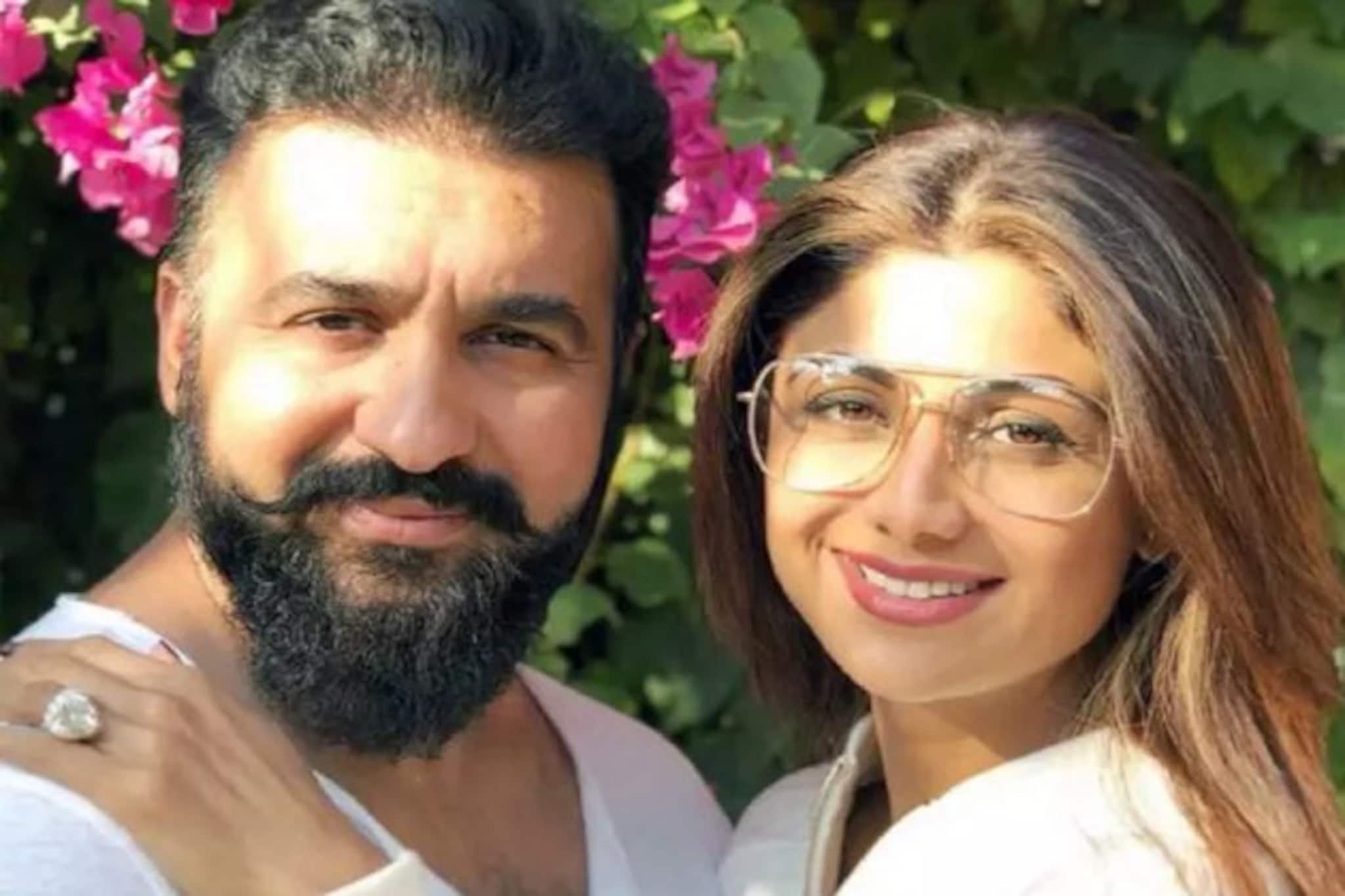 Video: কারা থাকবেন নীল ছবিতে, কোথায় শ্যুটিং, এই তিনটি হোয়াটসঅ্যাপ গ্রুপে ঠিক করতেন রাজ কুন্দ্রা