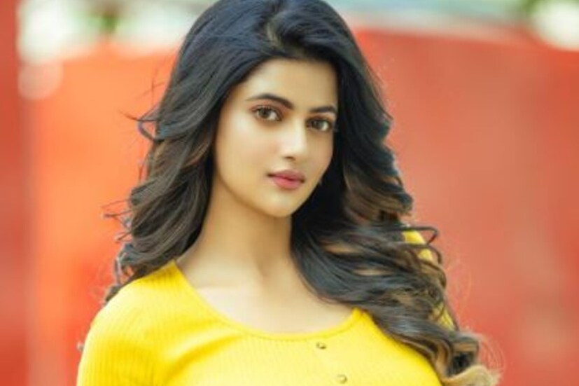 খুব অল্প সময়ে জনপ্রিয়তার প্রথম সারিতে এসেছেন উষসী। খুব শীঘ্রই নতুন কোনও কাজ নিয়ে দর্শকদের কাছে ফিরছেন তিনি।