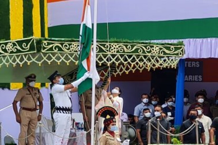 এবারের অনুষ্ঠানে কোনও দর্শক ছিলেন না।