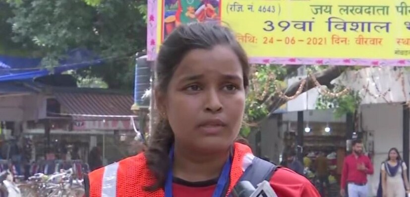 রিতুর এই করুণ গল্প জানার পর বহু মানুষ নিজেদের ক্ষোভ প্রকাশ করেছেন সোশ্যাল মিডিয়া জুড়ে। একজন ট্যুইটার ব্যবহারকারী স্পোর্টস মিনিস্টার অনুরাগ ঠাকুরকে ট্যাগ করেন সোশ্যাল মিডিয়ায়। photo source ANI 