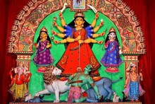 কোথাও লালচে, কোথাও আবার সোনার মতো! 'শতরূপা' দুর্গার গায়ের রং আসলে কী?