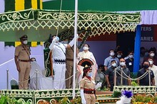 করোনাকালে দর্শকশূন্য রেড রোডে পতাকা উত্তোলনে মমতা, ট্যাবলোয় সাফল্য-খতিয়ান