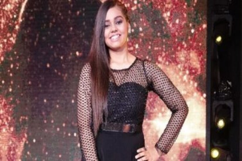 ষষ্ঠ স্থানে নিয়েছেন সন্মুখপ্রিয়া। 
