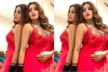 লাল টুকটুকে শাড়ি, ঢিলেঢালা ব্লাউজ,  আগুন ঝরাচ্ছেন Hot বউদি, facebook-এ ভাইরাল