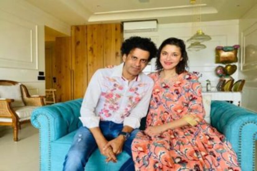 অনেকেই হয়তো জানেন না, শাবানা রাজা কখনও হিন্দু-মুসলিমকে আলাদা ভাবে দেখেননি। এই বৈশিষ্ট্য তাঁর রক্তে রয়েছে। তাঁর পরিবারও নিজেদের থেকে হিন্দুদের স্বতন্ত্র ভাবে না। কিন্তু সেই মেয়েকেই এক সময় নিজের ভাবনার বাইরে বার হতে হয়েছিল। মুসলিম হওয়ার জন্য চূড়ান্ত অপমান করা হয়েছিল তাঁকে।