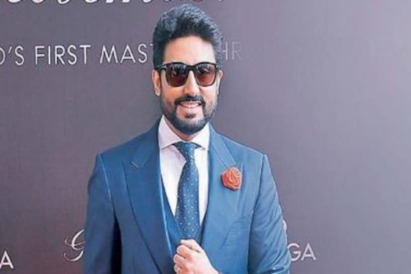 কাজের দিক থেকে অভিষেককে শেষ দেখা গিয়েছে ডিজিটাল প্ল্যাটফর্মে দ্য বিগ বুল ছবিতে। 